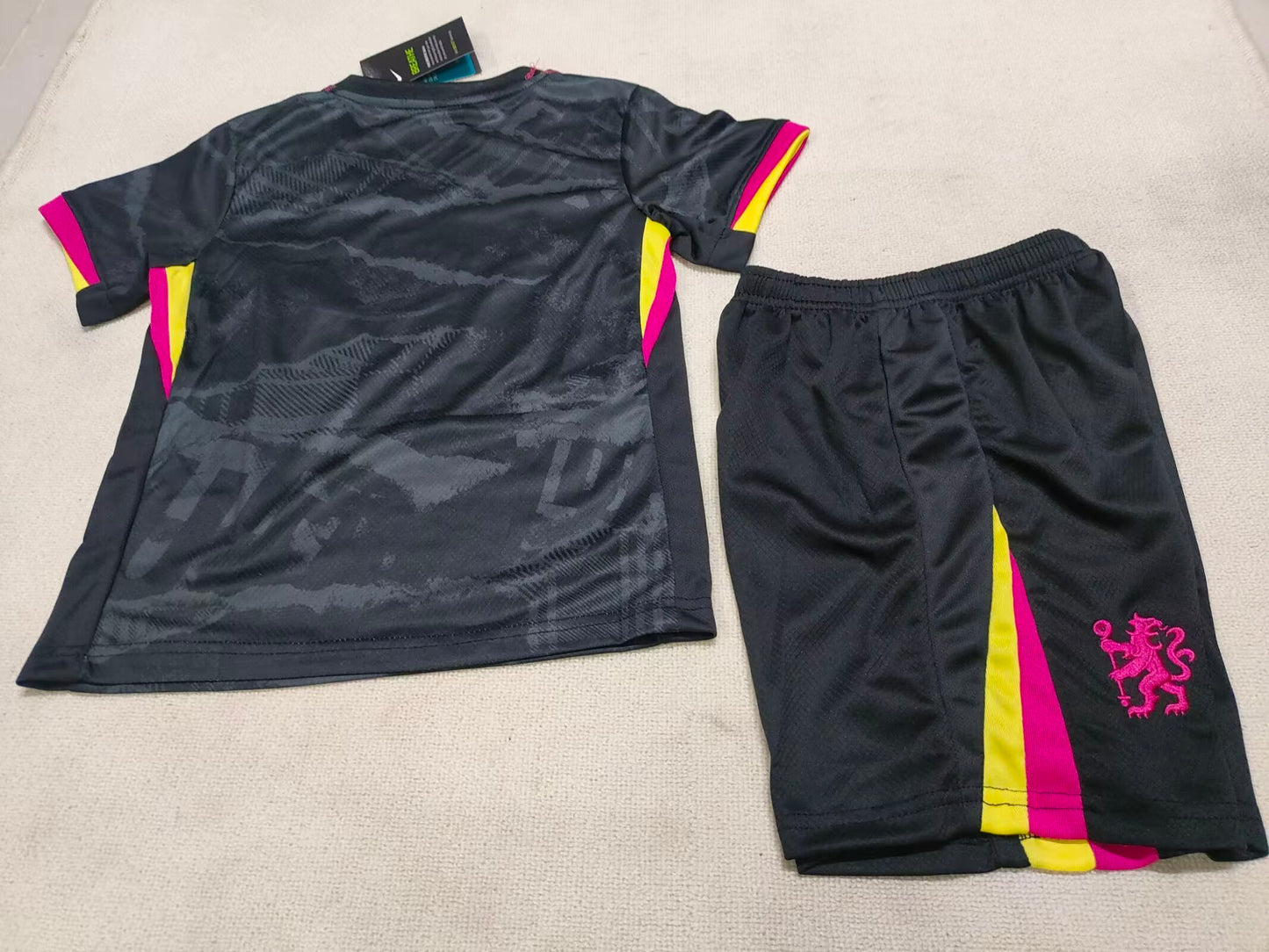 Chelsea Kids' Kit (2022–2025) – Shirt and Shorts