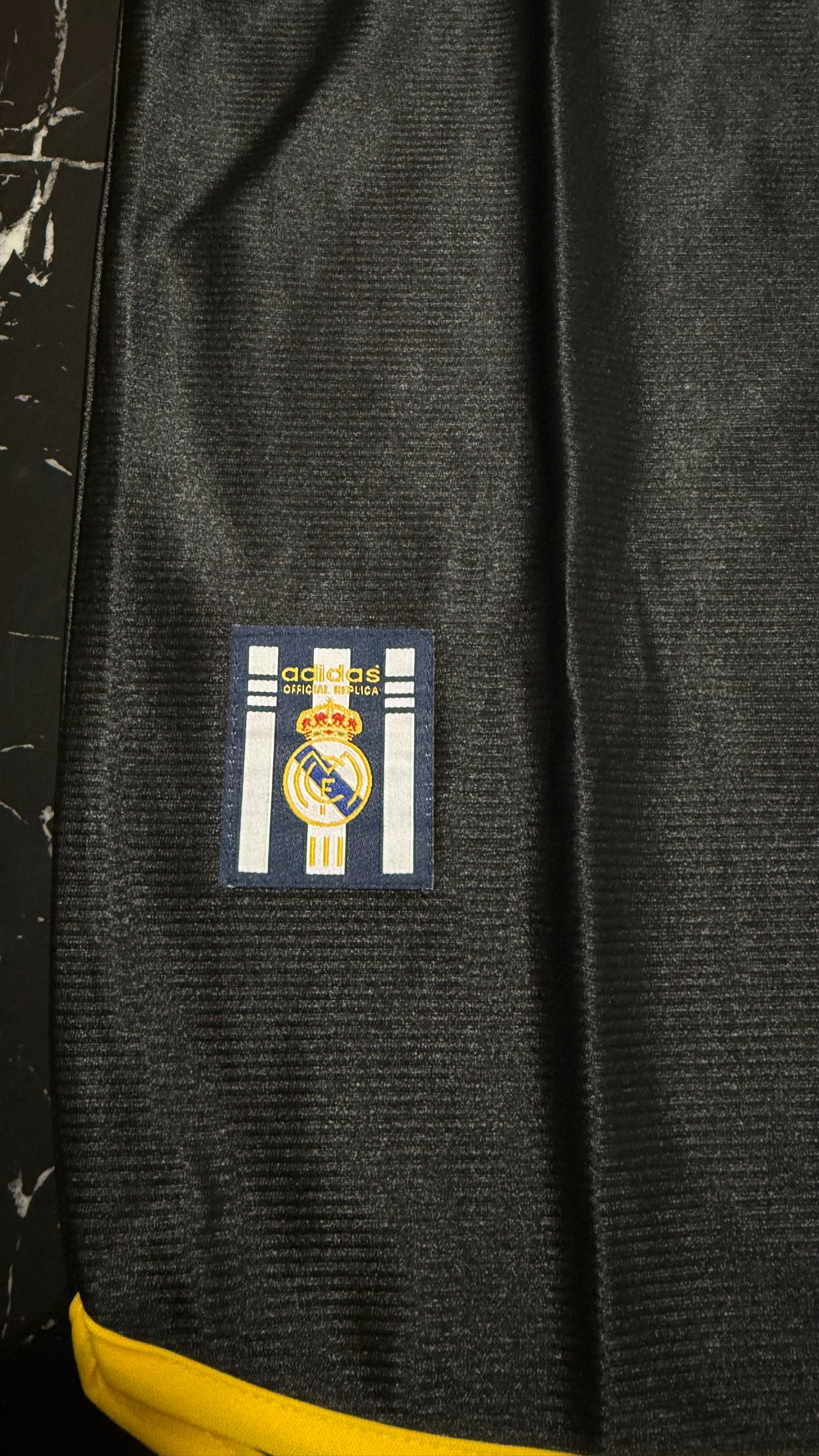 Real Madrid 1999/2000 Visitante - Camiseta Retro