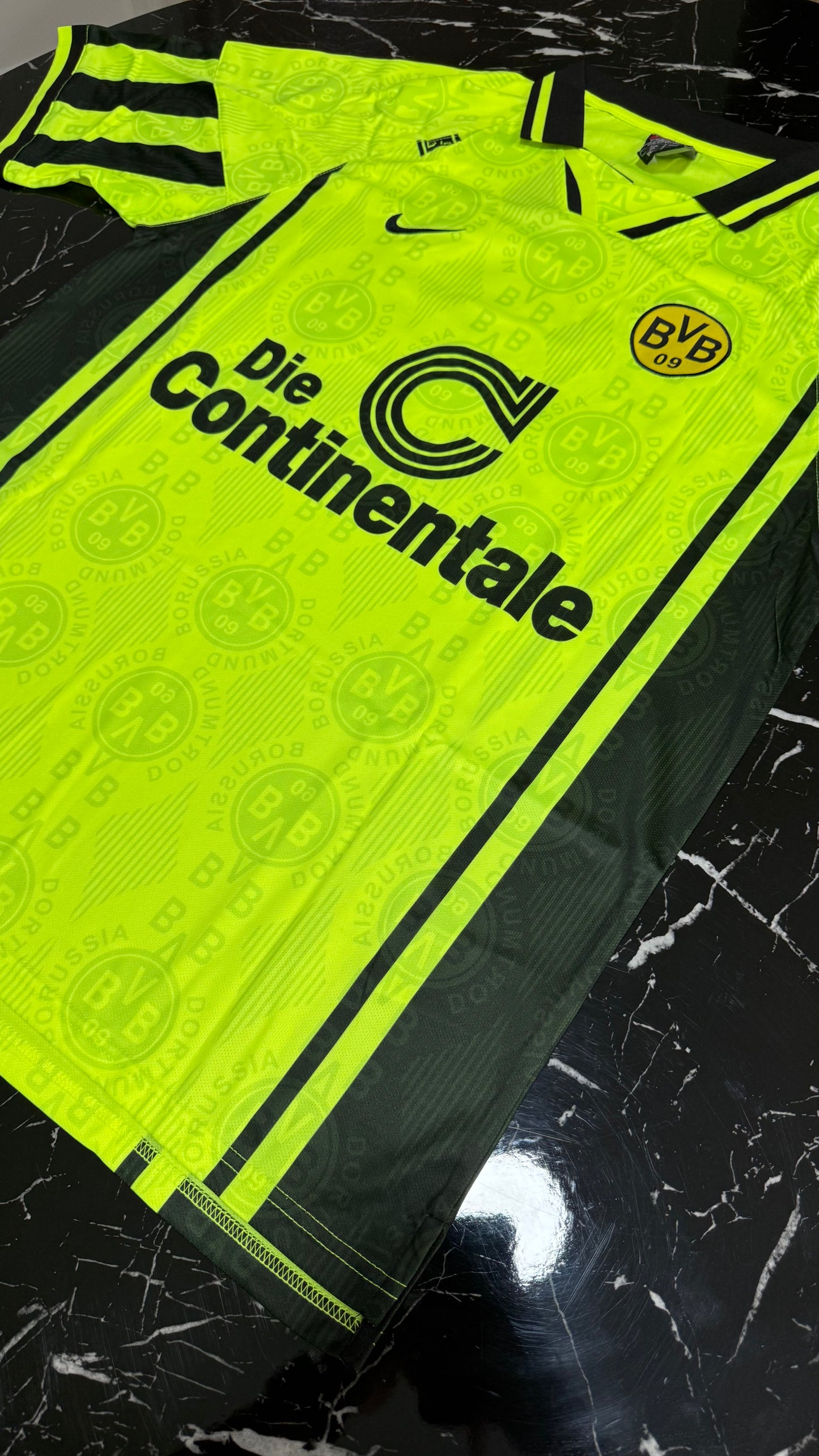 Borussia Dortmund 1996/97 - Camiseta Retro
