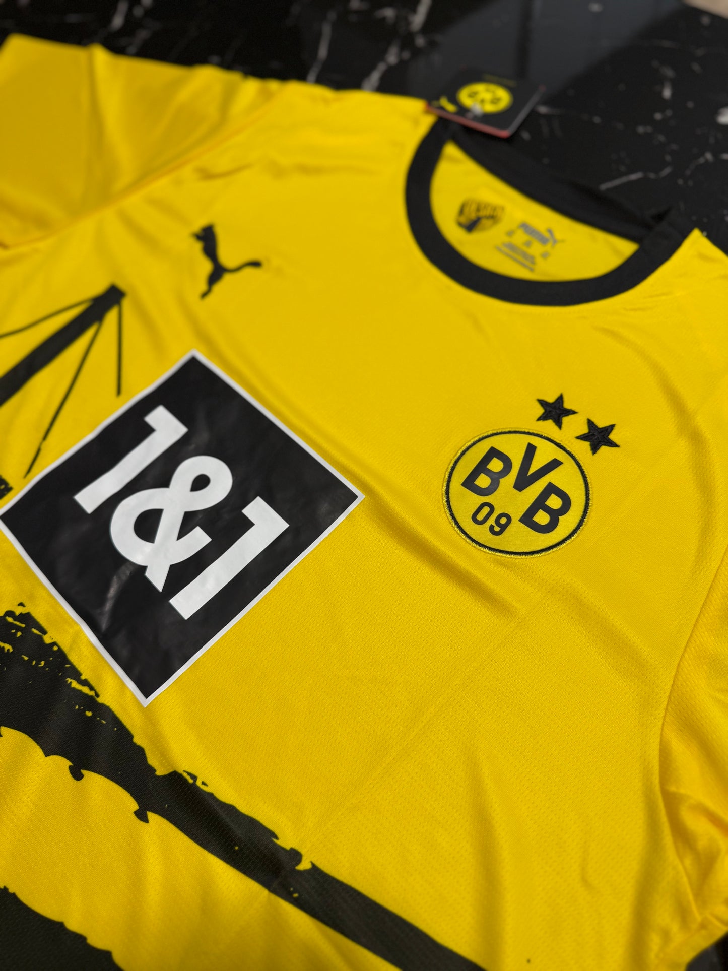 Borussia Dortmund 2023/24 Local - Versión Fan