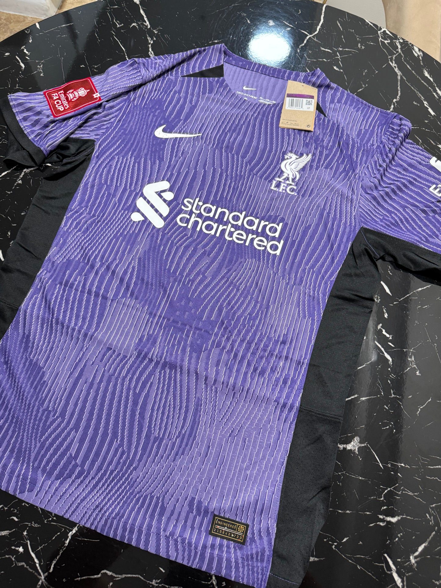 Liverpool 2023/24 Alternativa - Versión Jugador