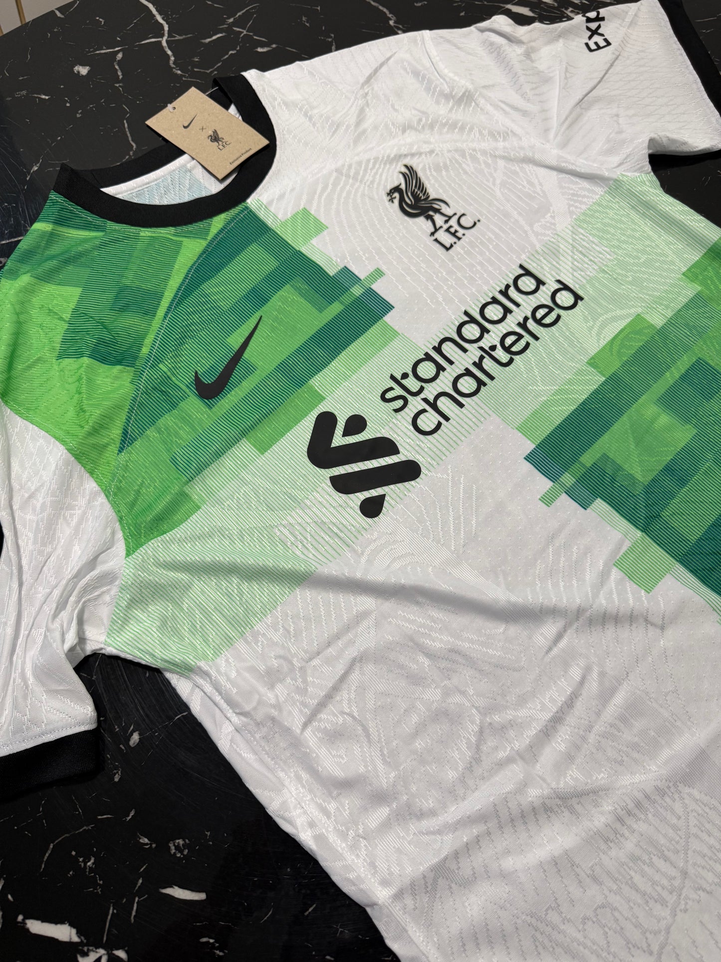 Liverpool 2023/24 Visitante - Versión Jugador