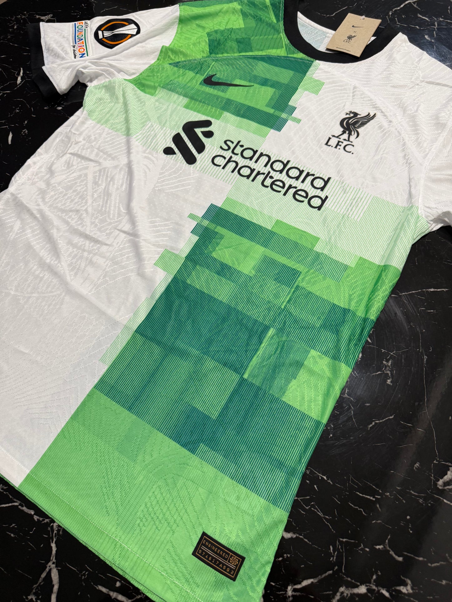 Liverpool 2023/24 Visitante - Versión Jugador