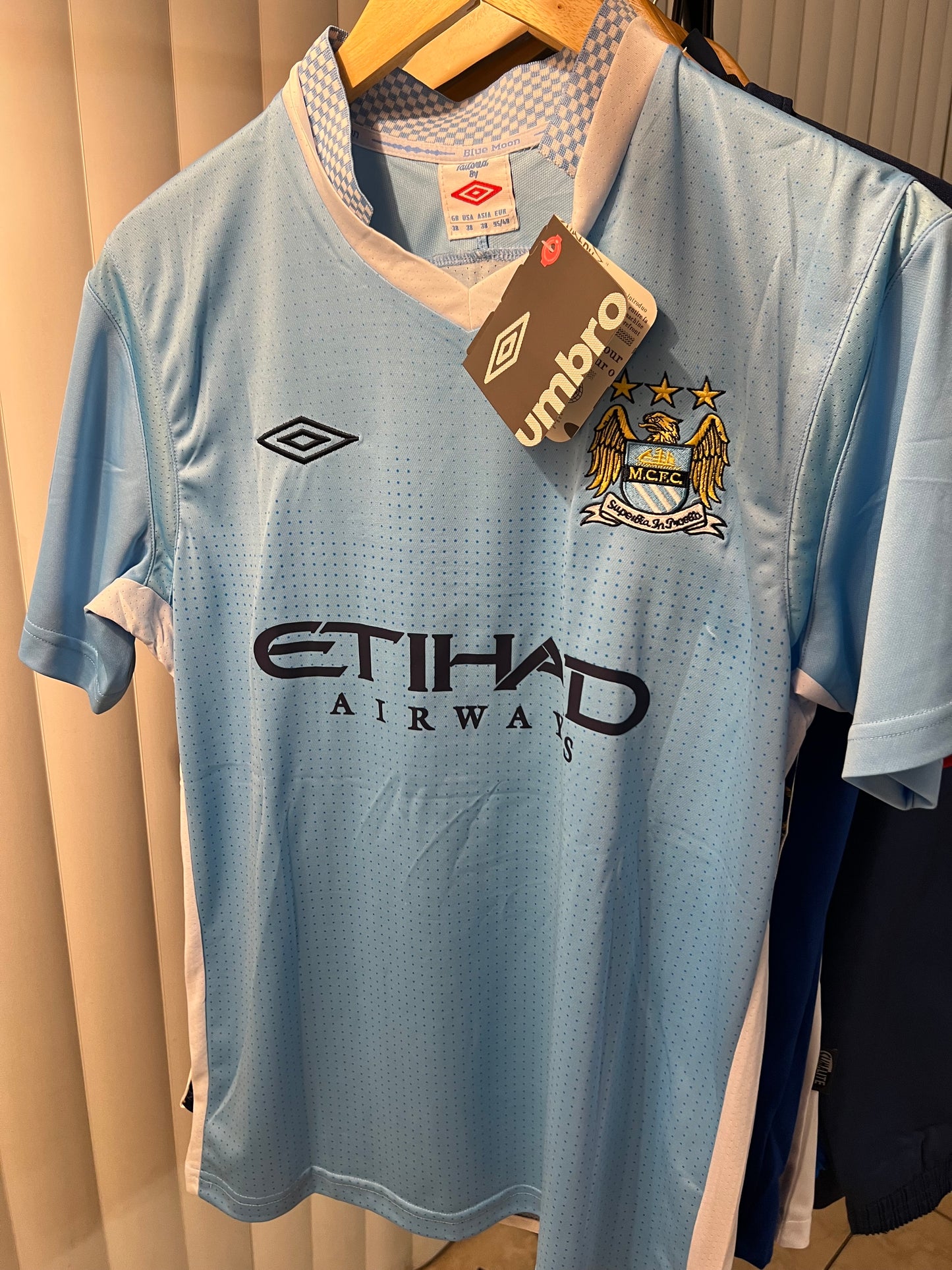 Manchester City 2011/12 Local - Camiseta Retro