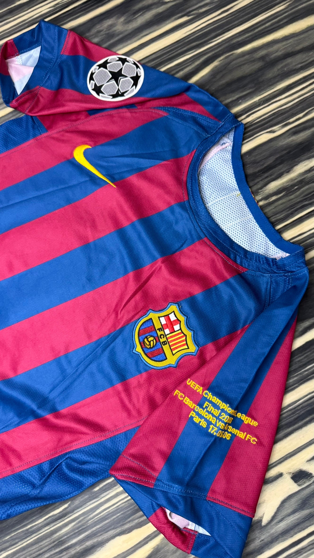 Barcelona 2005/06 Retro – Children's Kit