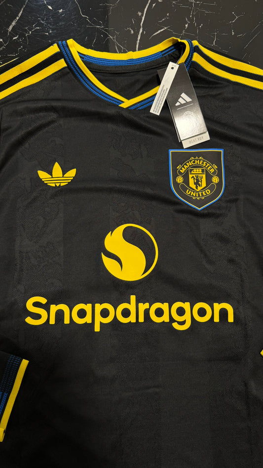 Manchester United 2025/26 Long Sleeve Away Kit - Player Version