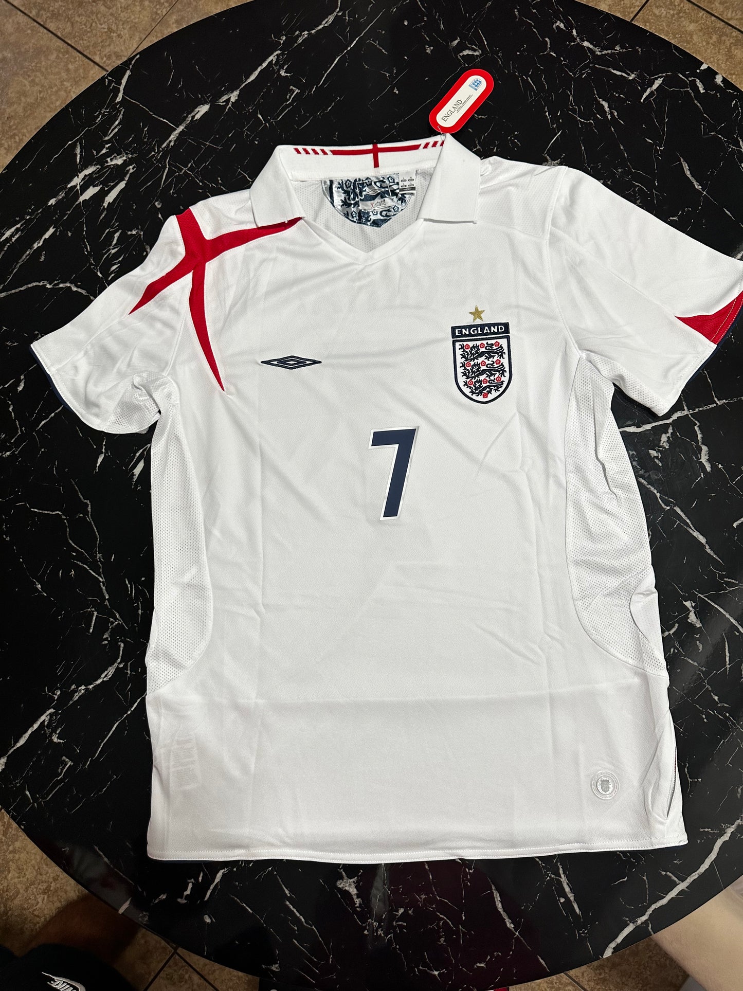 Inglaterra 2006 – Camiseta Retro
