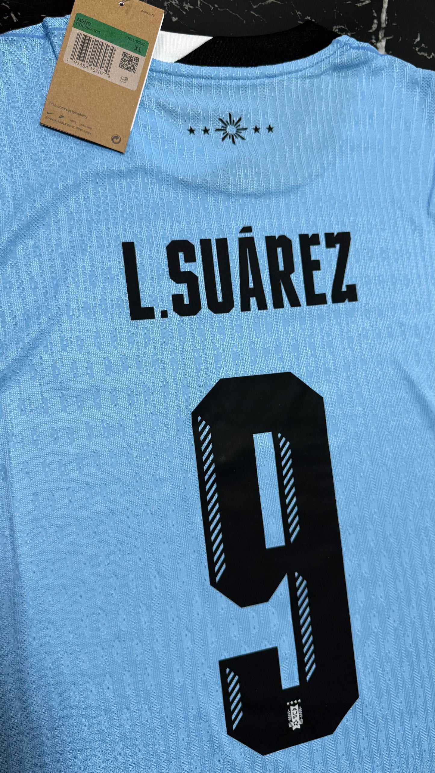 Uruguay Local - Camiseta Versión Jugador - Edición Especial "Suárez Eterno"