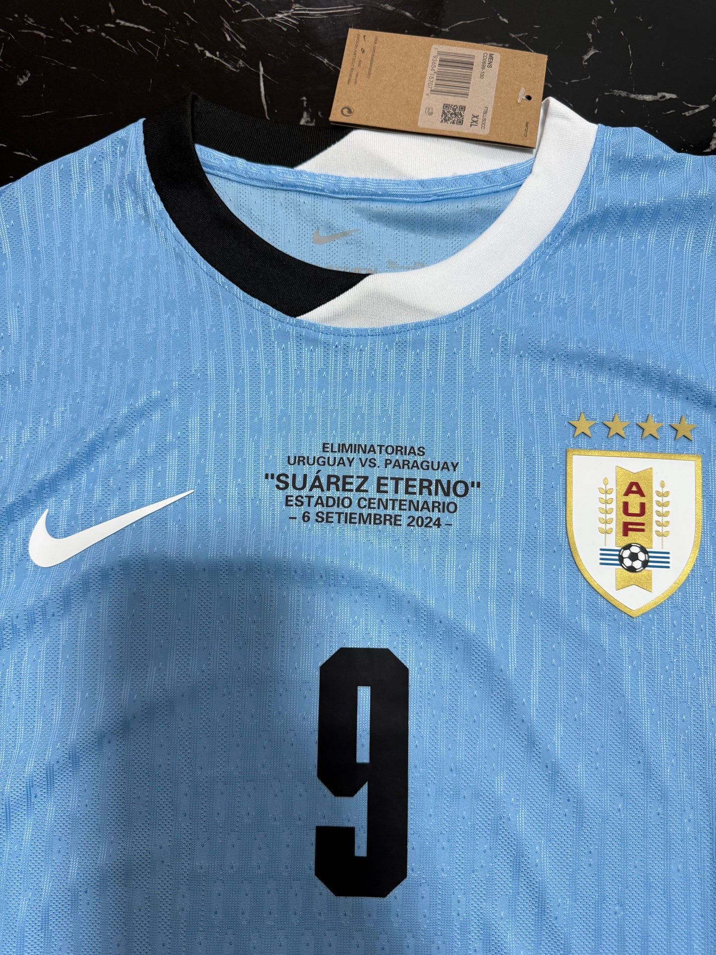 Uruguay Local - Camiseta Versión Jugador - Edición Especial "Suárez Eterno"