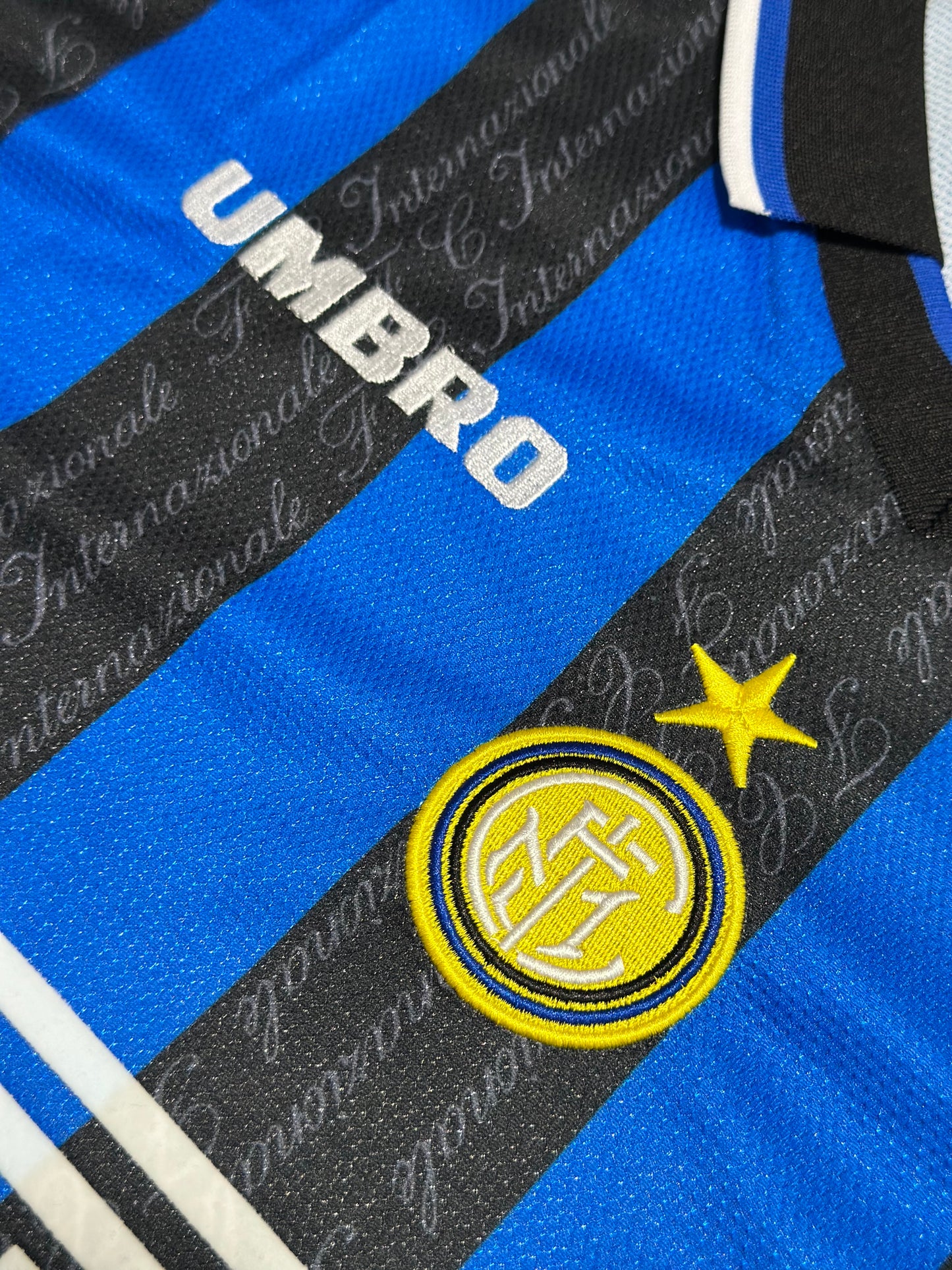 Inter de Milán 1998/99 – Camiseta Retro