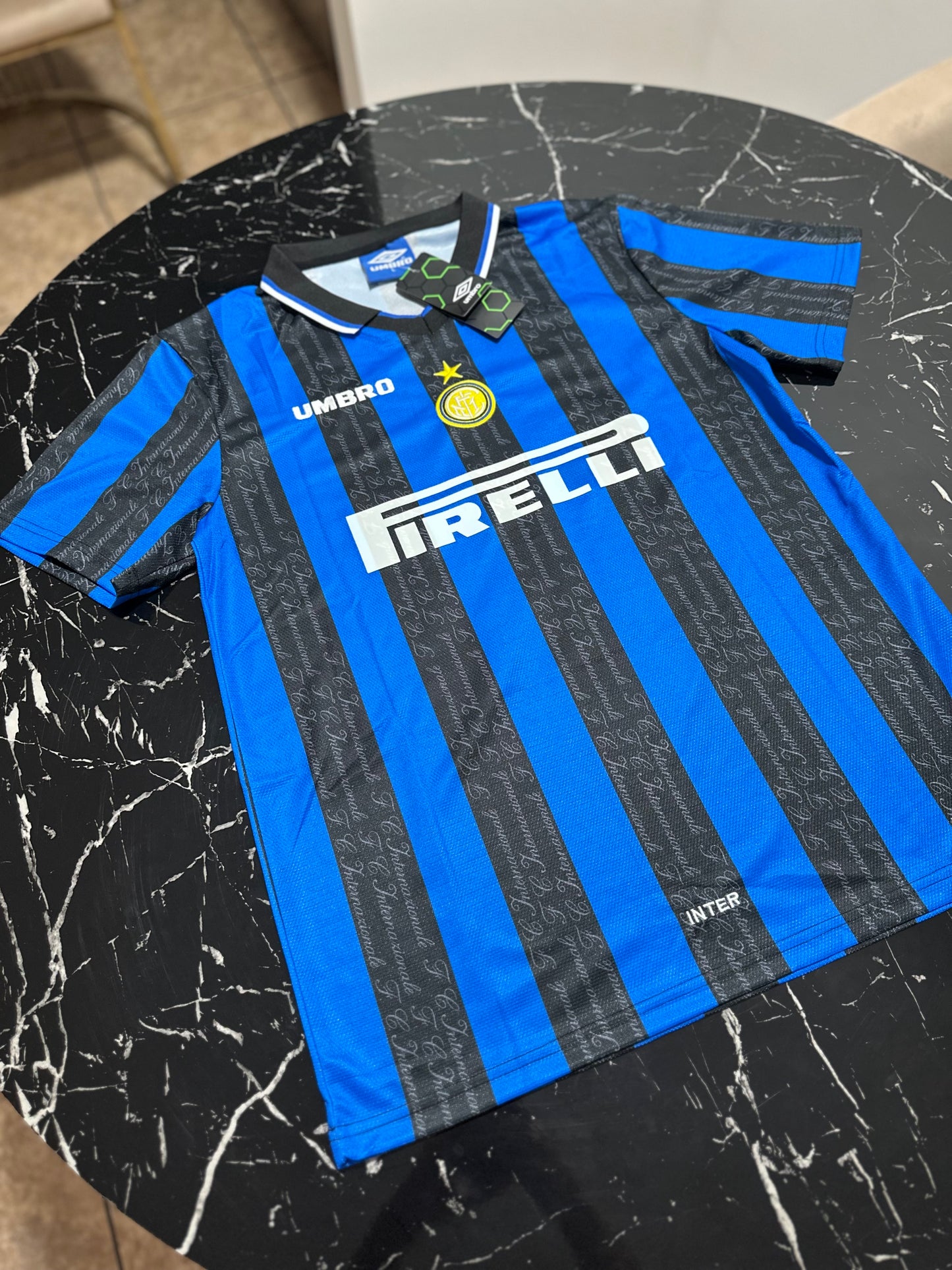 Inter de Milán 1998/99 – Camiseta Retro
