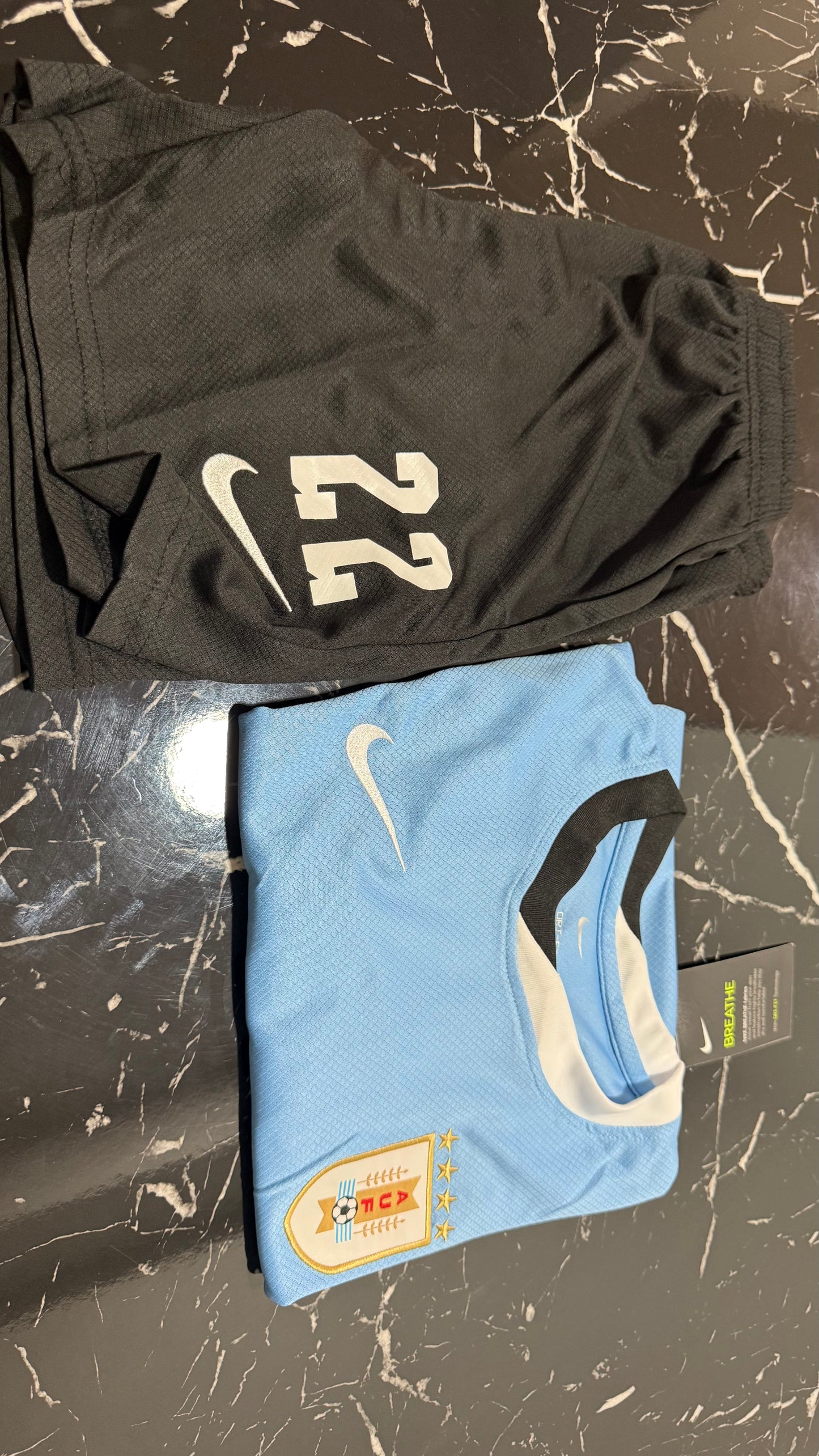 Conjunto Infantil Uruguay 2024/25 - Camiseta y Short