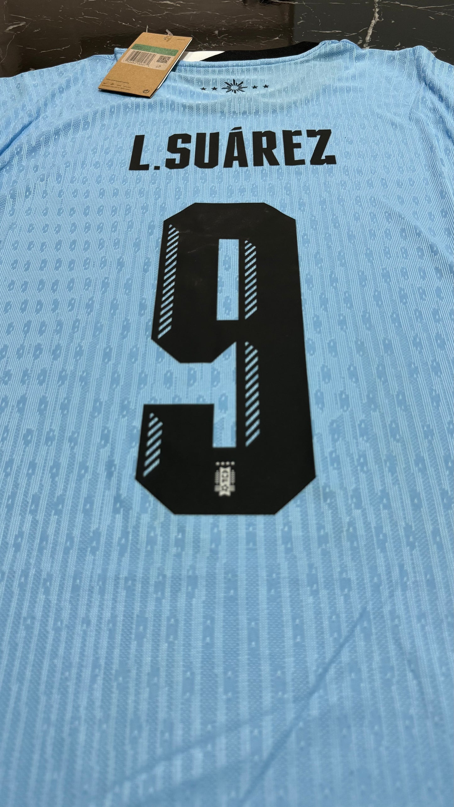 Uruguay Local - Camiseta Versión Jugador - Edición Especial "Suárez Eterno"