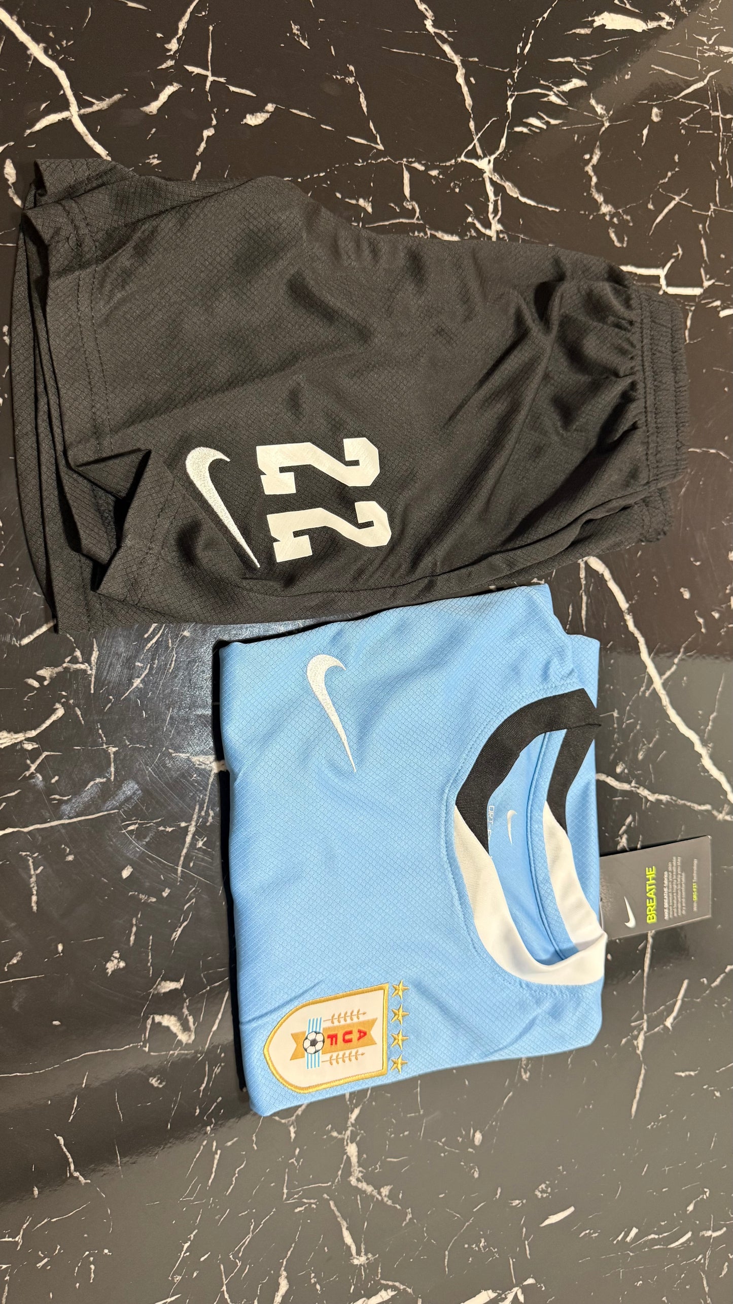 Conjunto Infantil Uruguay 2024/25 - Camiseta y Short