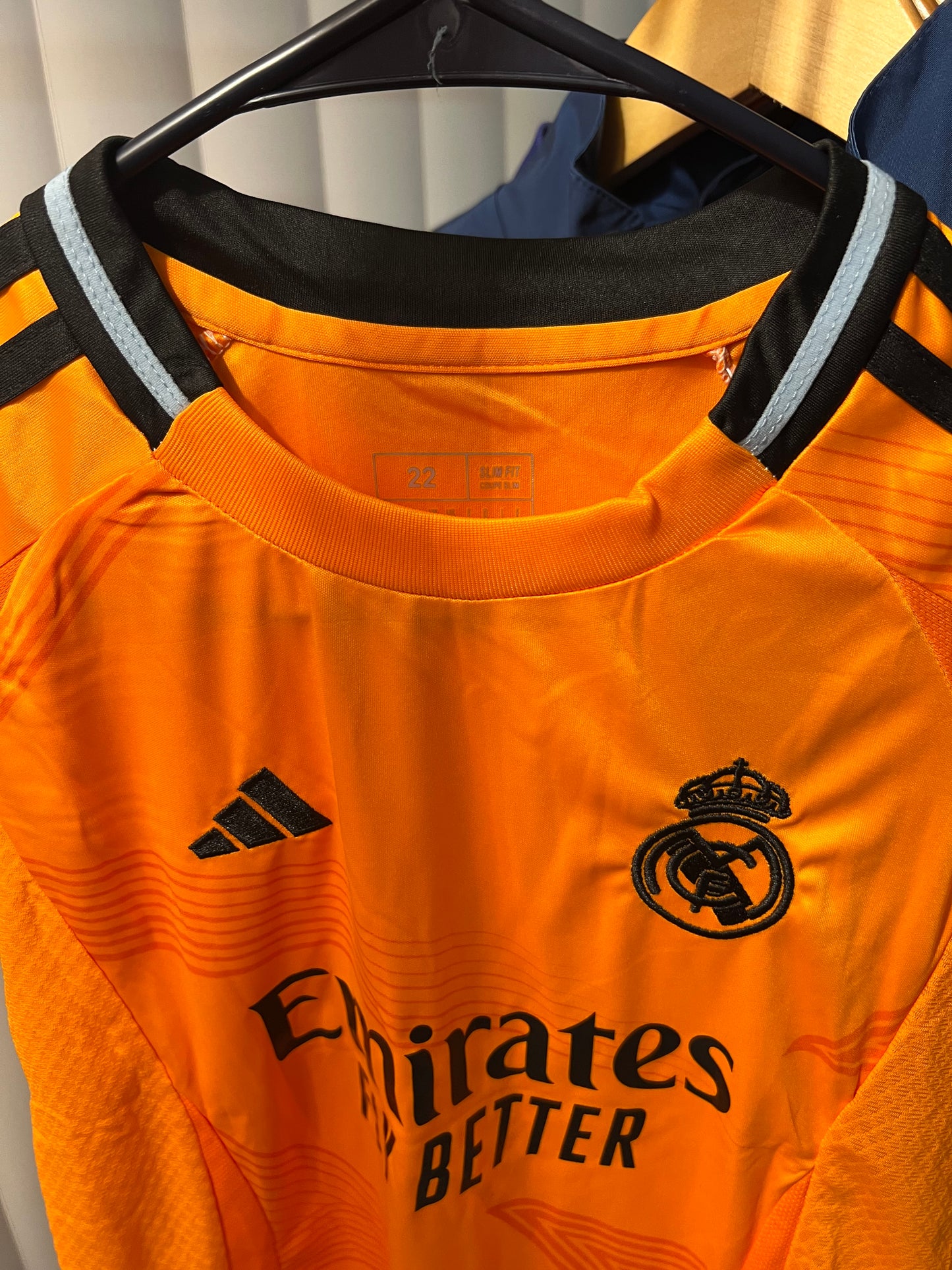 Conjunto Infantil Real Madrid 2024/25 Third – Camiseta y Short