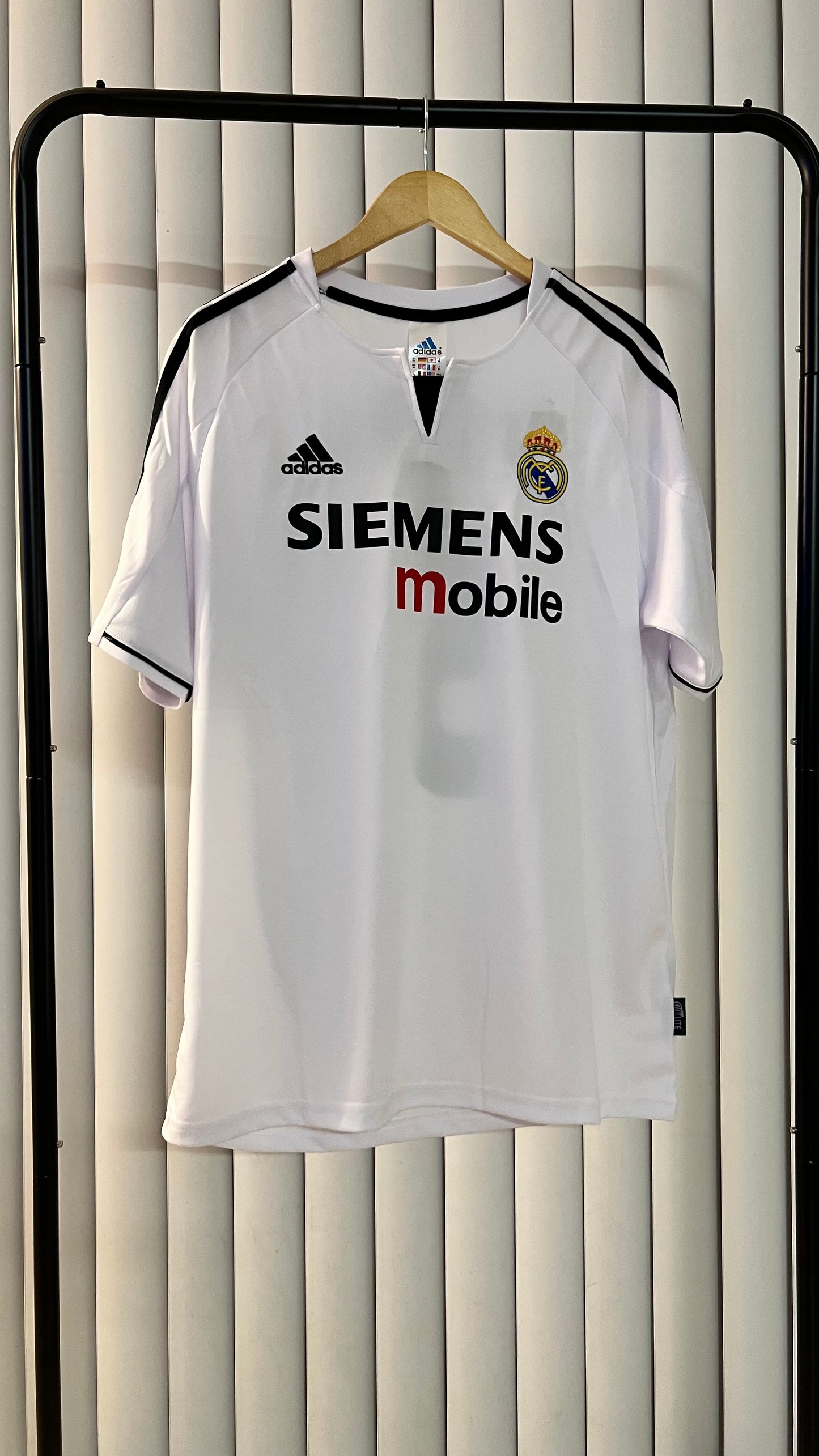 Real Madrid 2005 – Camiseta Retro