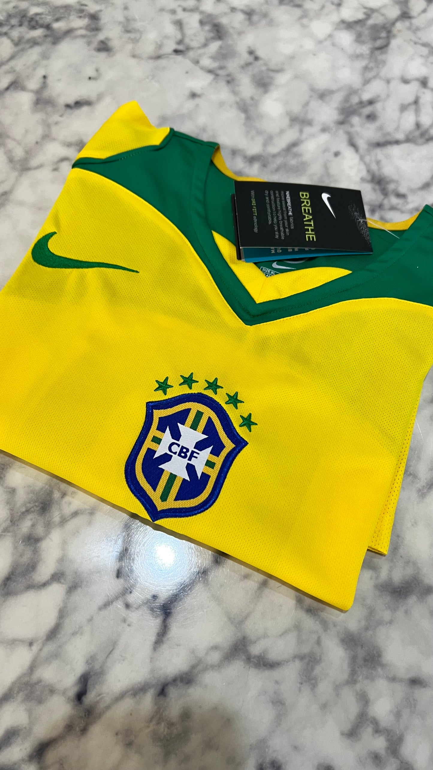Brasil 2004 Local - Camiseta Retro
