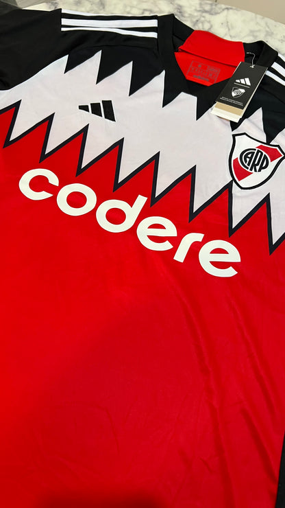 River Plate 2022/23 Alternativa - Versión Fan