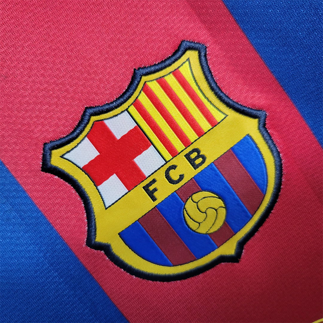 Barcelona 2010/11 Local - Retro