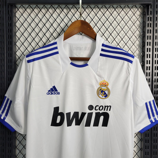 Real Madrid 2010/11 Local – Camiseta Retro