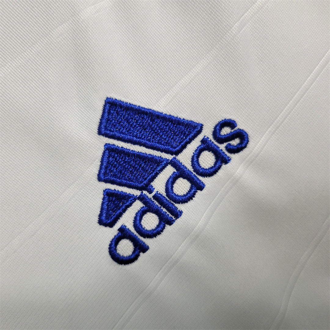 Real Madrid 2010/11 Local – Camiseta Retro