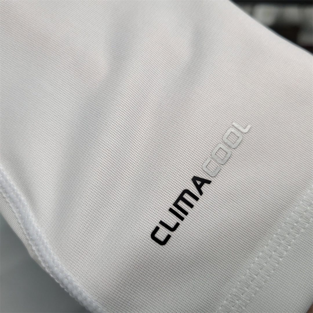 Real Madrid 2010/11 Local – Camiseta Retro