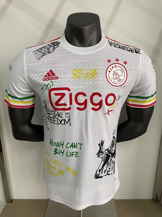 Ajax 2025/26 - Edición Especial “Bob Marley” White - Version Jugador