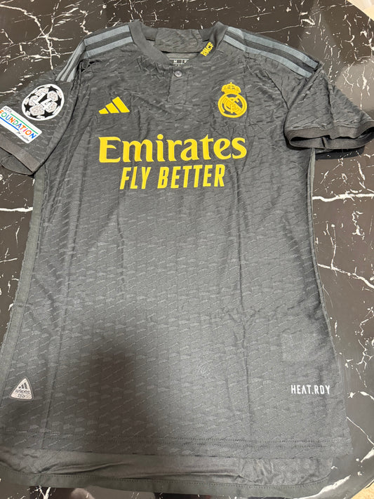 Real Madrid 2023/24 Alternativa - Versión Jugador
