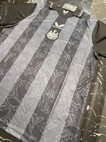 Newcastle United 2022/23 Cuarta Equipación - Edición Especial 130º Aniversario