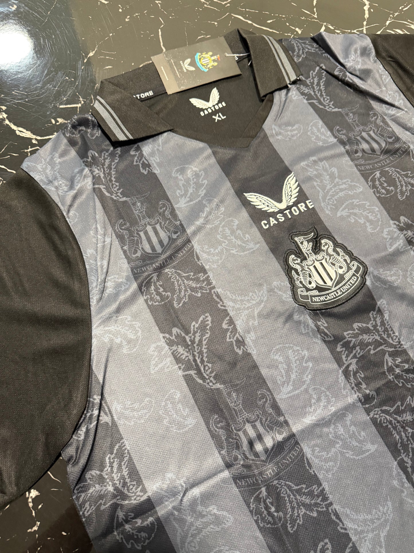 Newcastle United 2022/23 Cuarta Equipación - Edición Especial 130º Aniversario