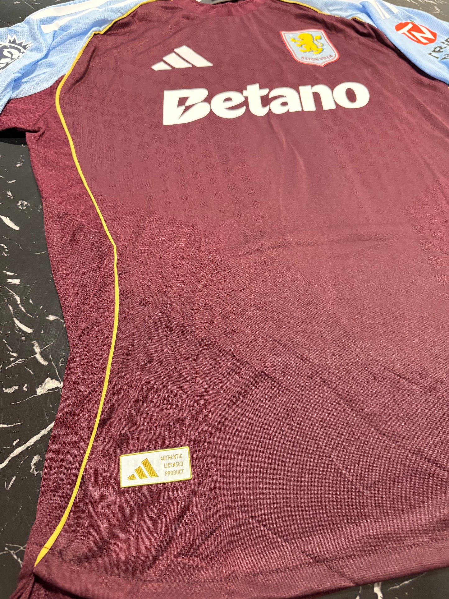 Aston Villa 2024/25 Local - Versión Jugador