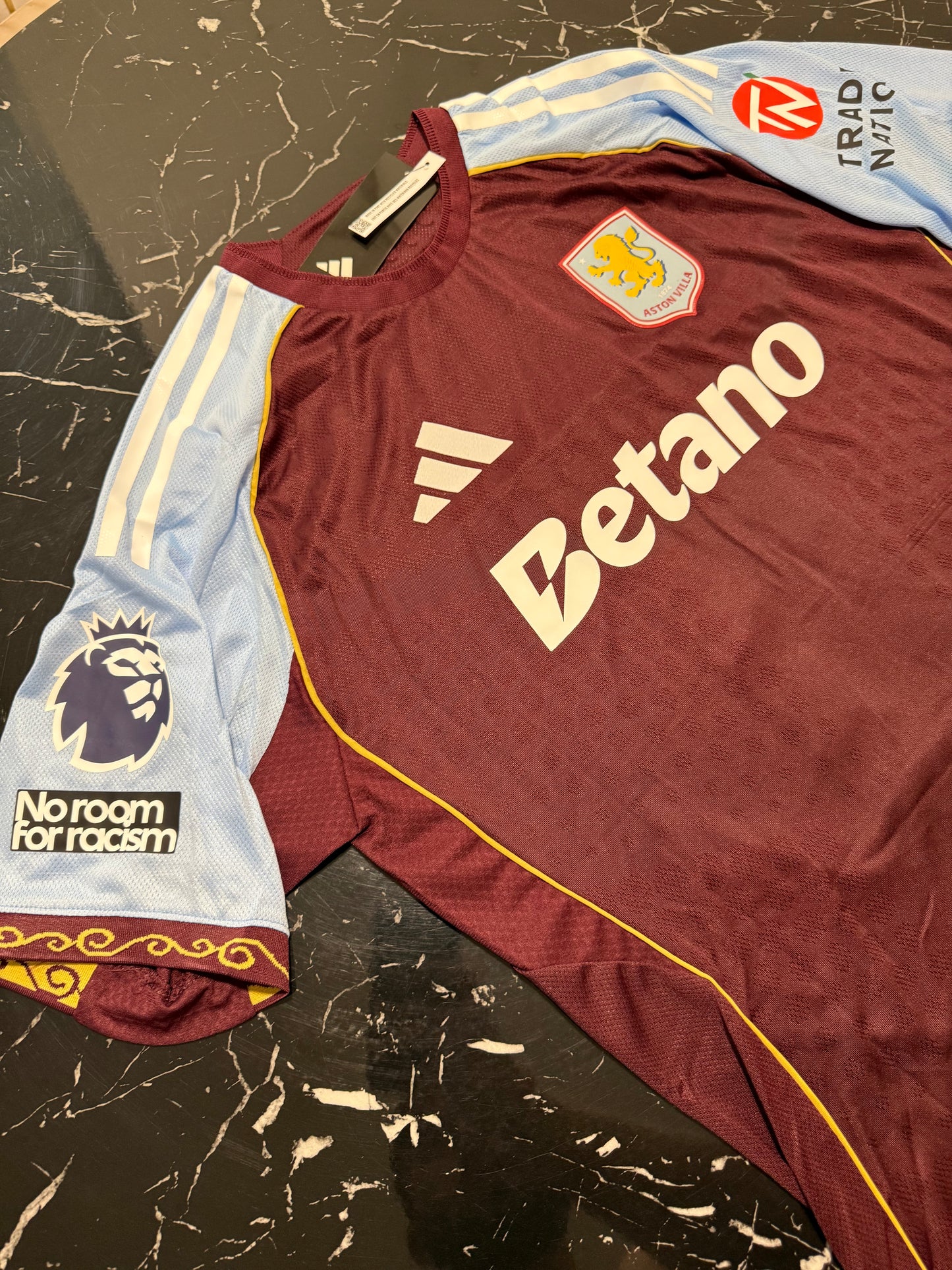 Aston Villa 2024/25 Local - Versión Jugador