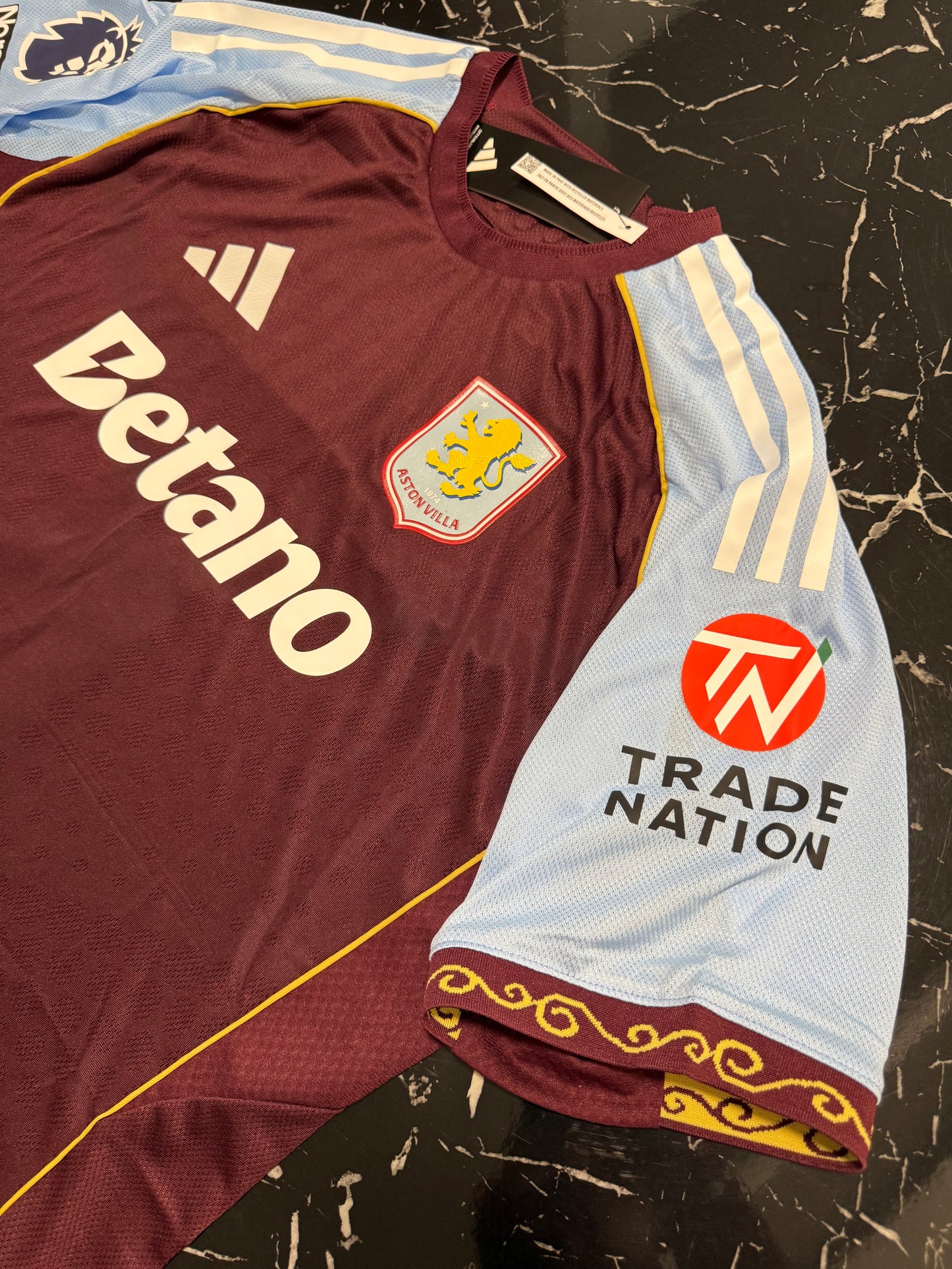Aston Villa 2024/25 Local - Versión Jugador