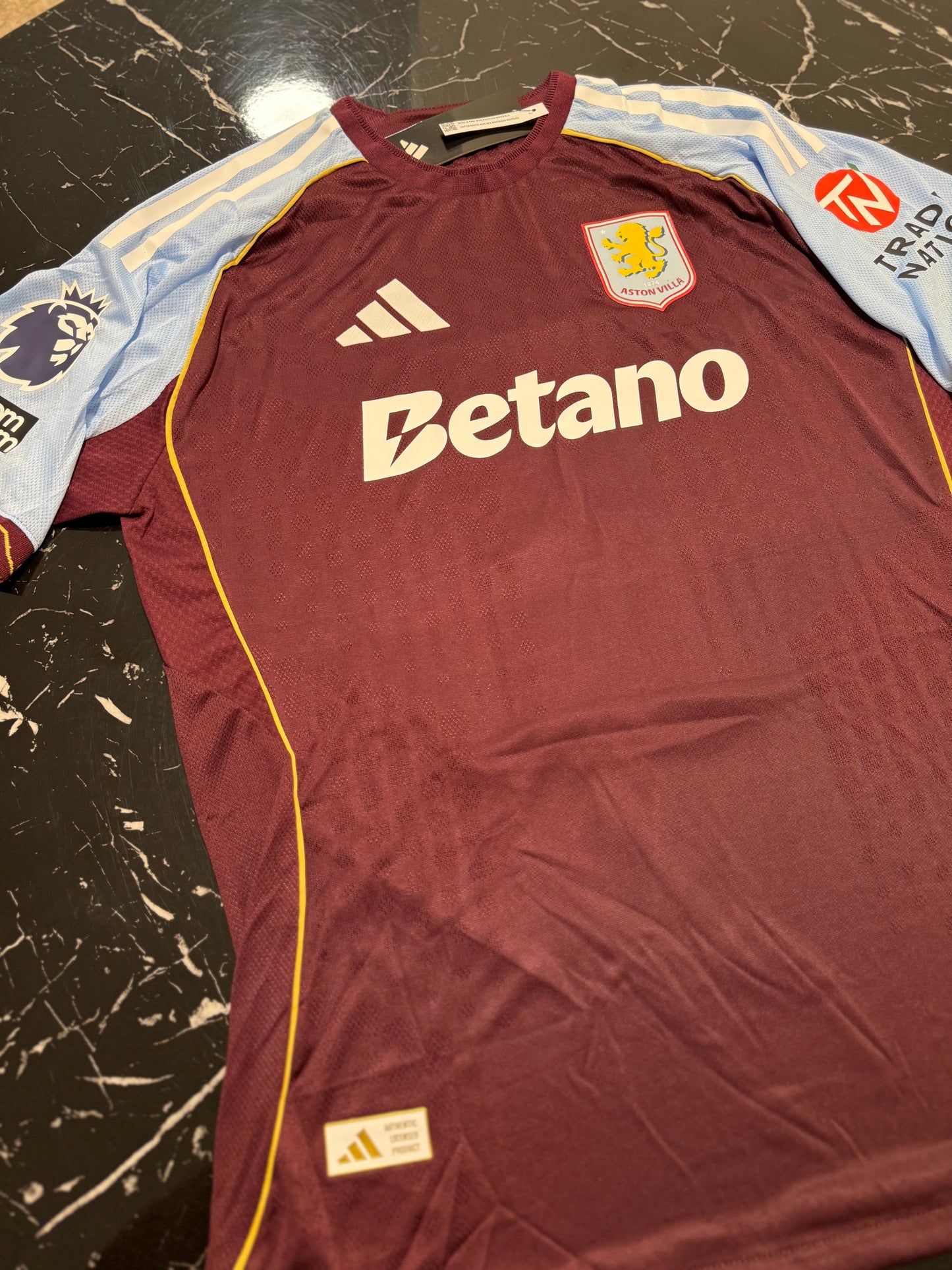 Aston Villa 2024/25 Local - Versión Jugador