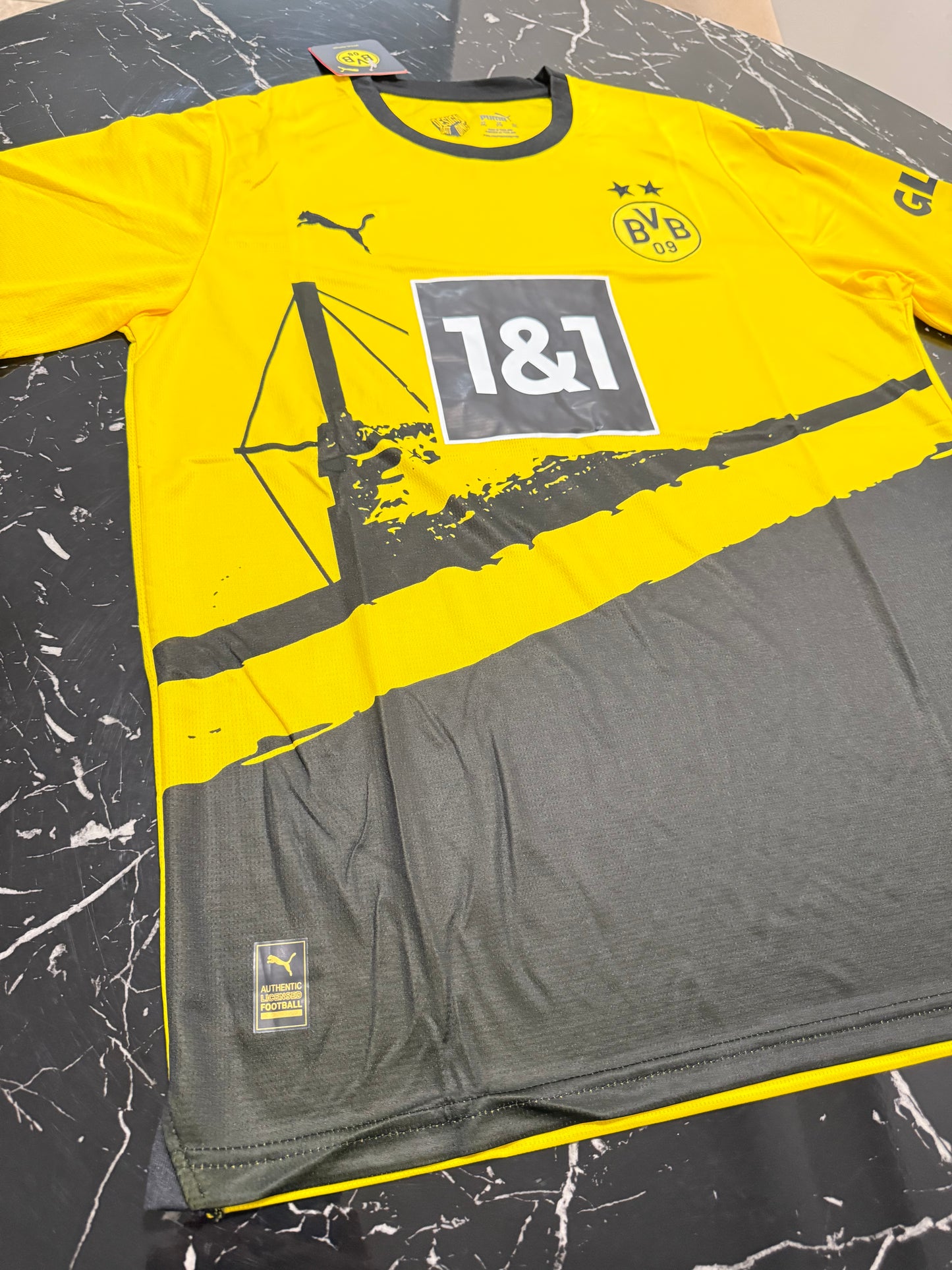Borussia Dortmund 2023/24 Local - Versión Fan
