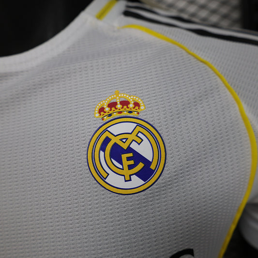 Real Madrid 2025/26 Local - Versión Jugador
