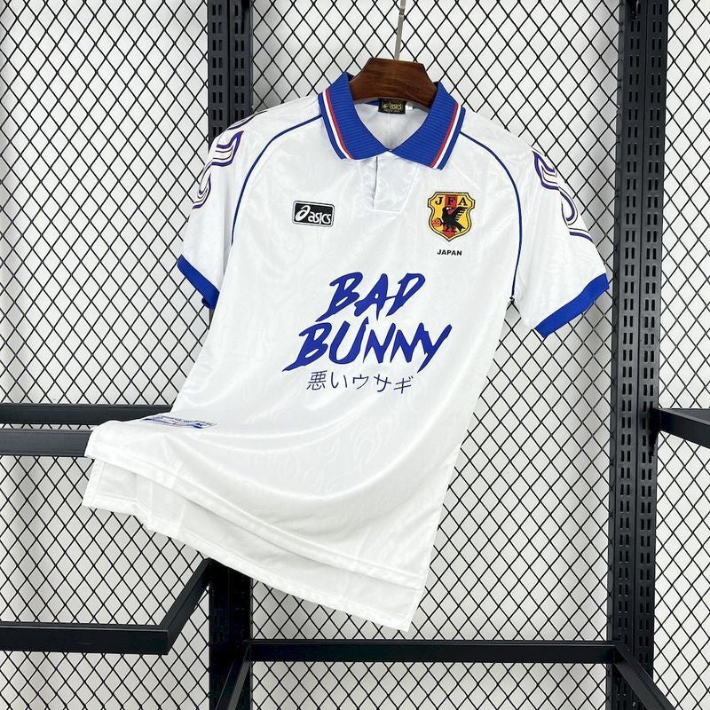 Japón 1998/1999 Visitante x Bad Bunny - Camiseta Retro