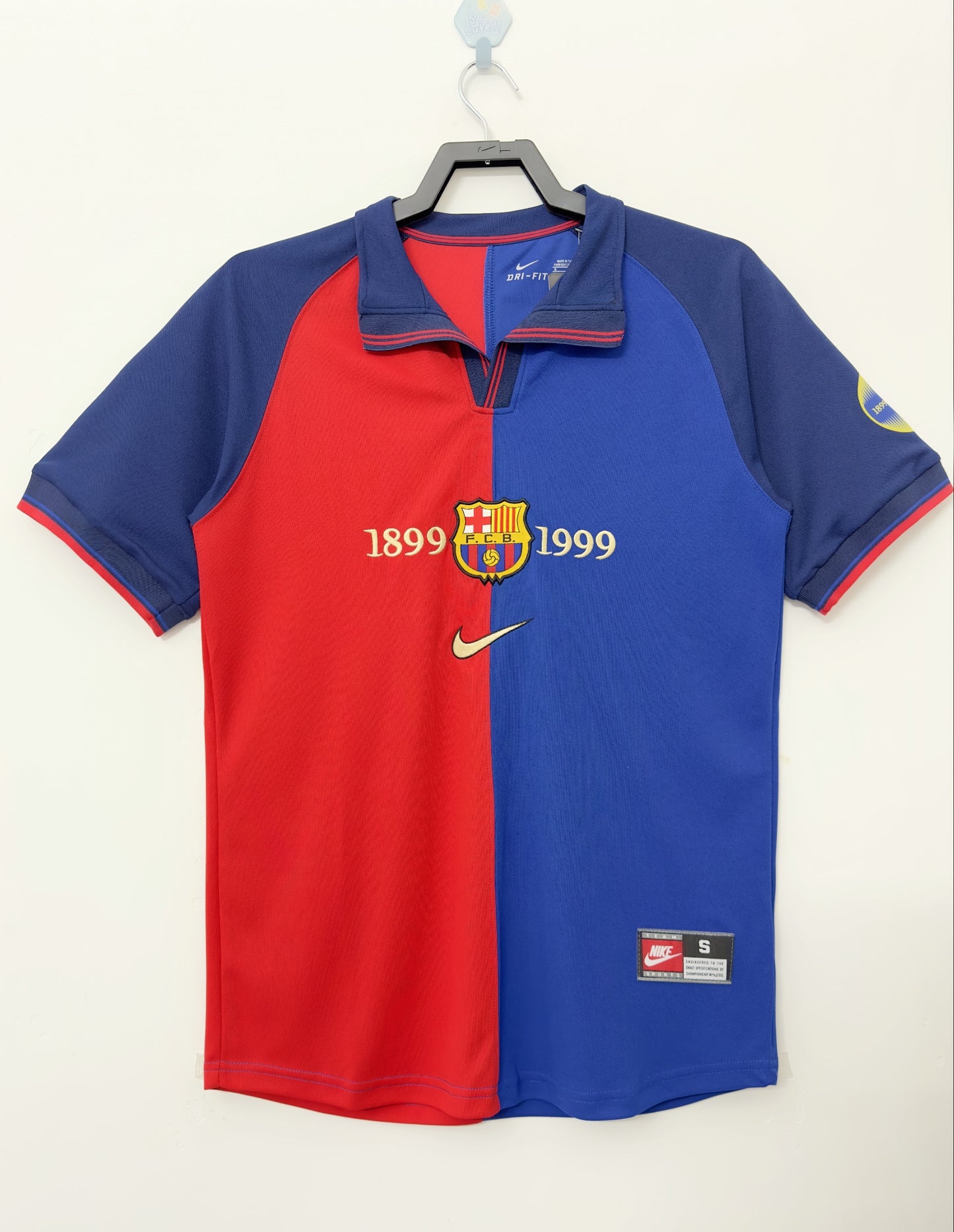 Barcelona 1899-1999 – Camiseta Retro - Edición Especial "100 Años"