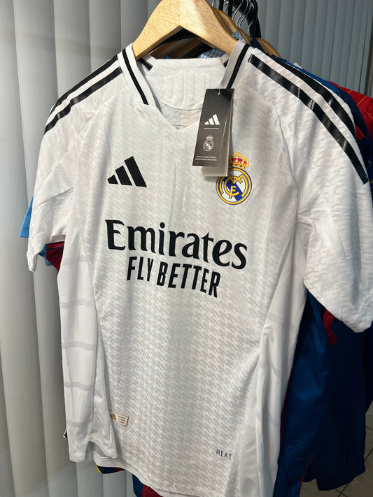 Real Madrid 2024/25 Local - Versión Jugador