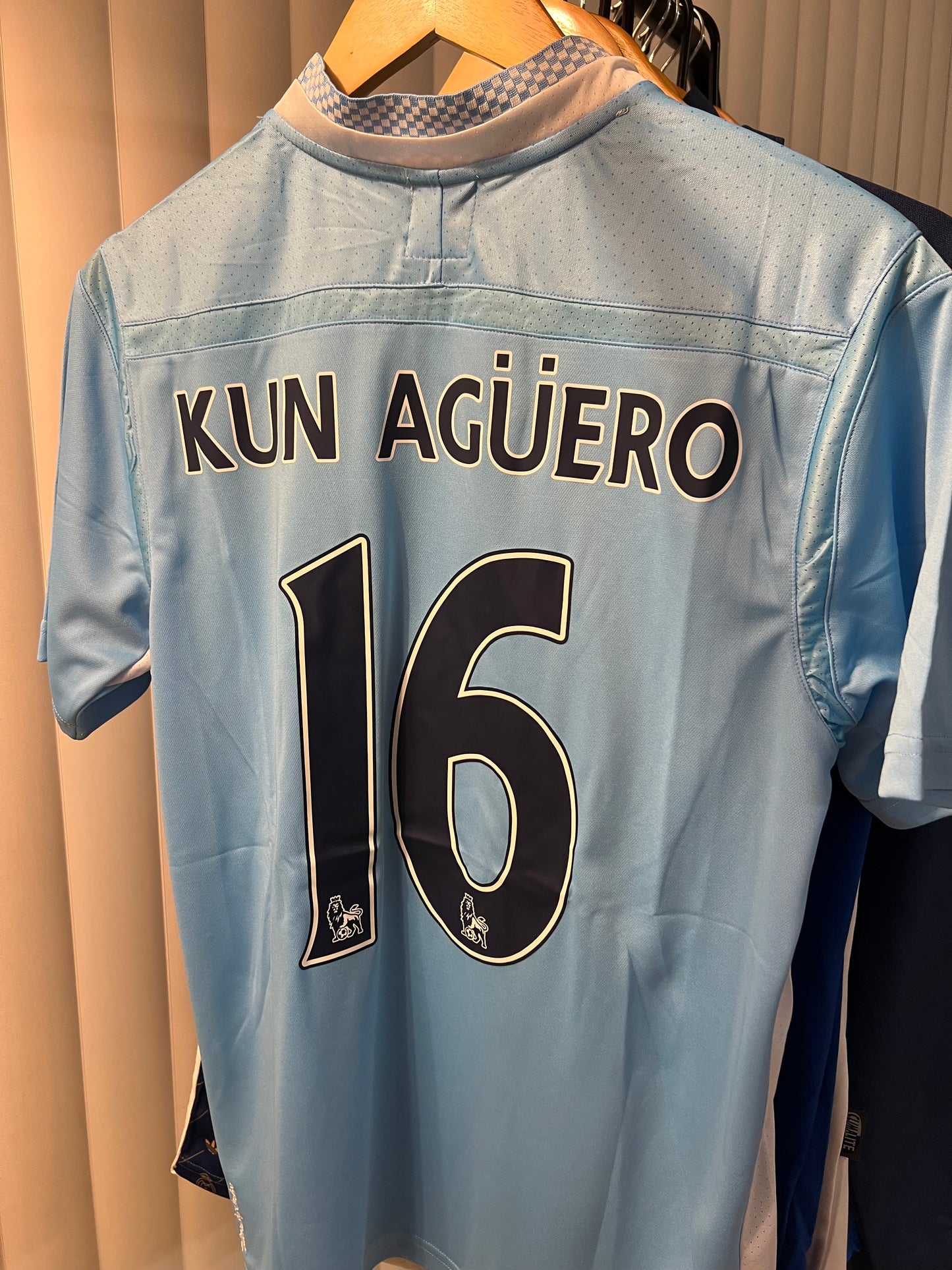 Manchester City 2011/12 Local - Camiseta Retro