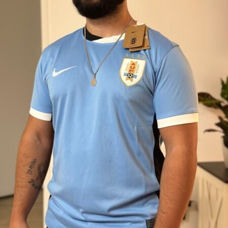 🟡 Uruguay 2024 – Camiseta Local Versión Fan