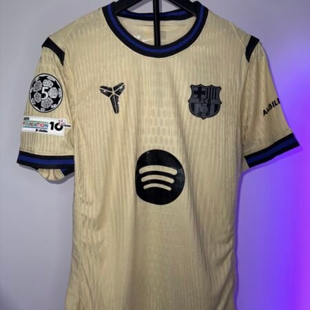 🟡 Barcelona 2025/26 Visitante x Kobe Bryant – Versión Jugador