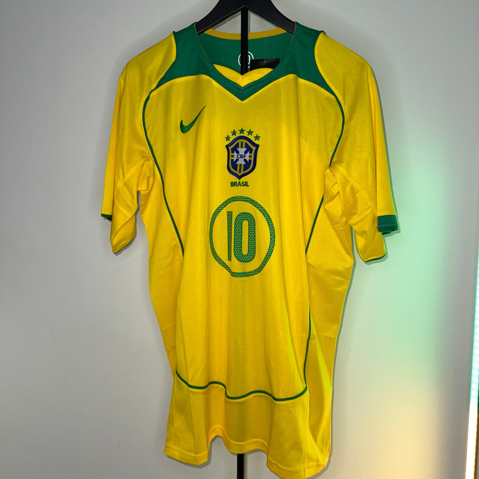 🟡 Brasil 2004 Local TOTAL 90 – Camiseta Retro - Image 7