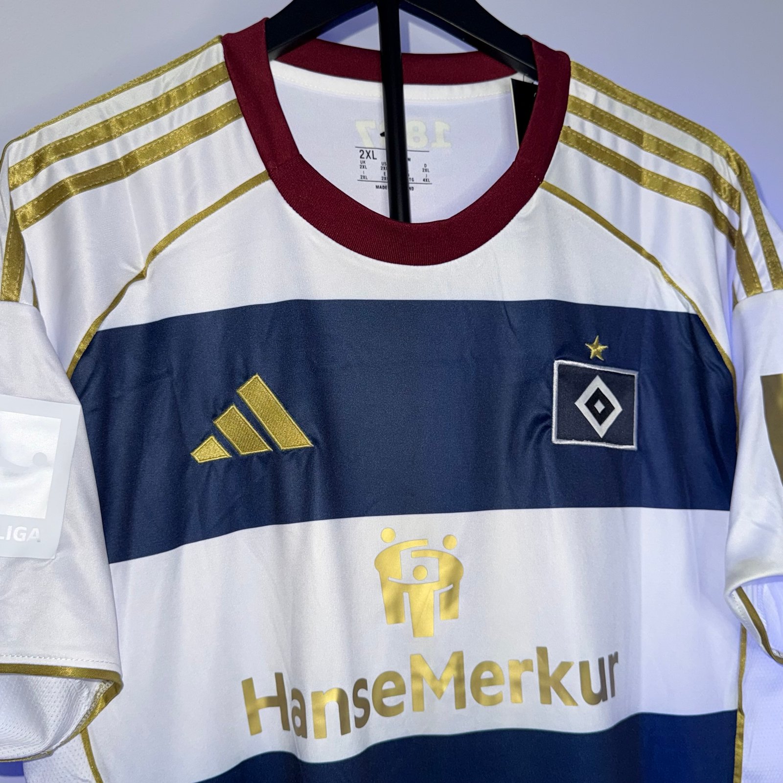 🟡 Hamburg 2025/26 Edición Especial “1887 Partidos de Bundesliga” - Versión Fan - Image 3