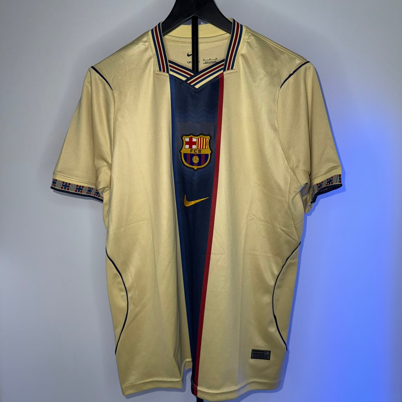 🟡 Barcelona 2026 - ESPECIAL RETRO 2001/03 Versión Fan - Image 8