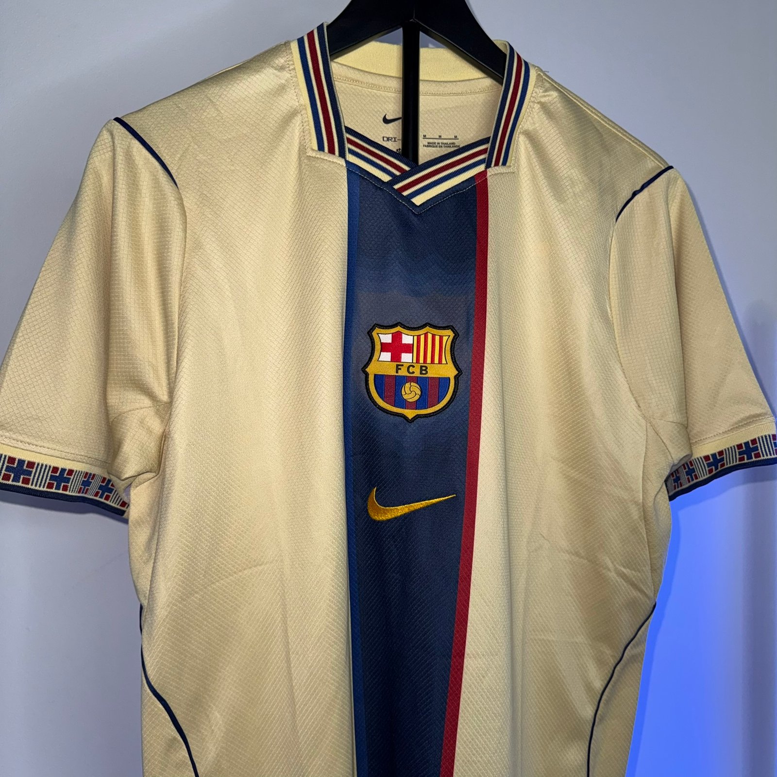 🟡 Barcelona 2026 - ESPECIAL RETRO 2001/03 Versión Fan - Image 10