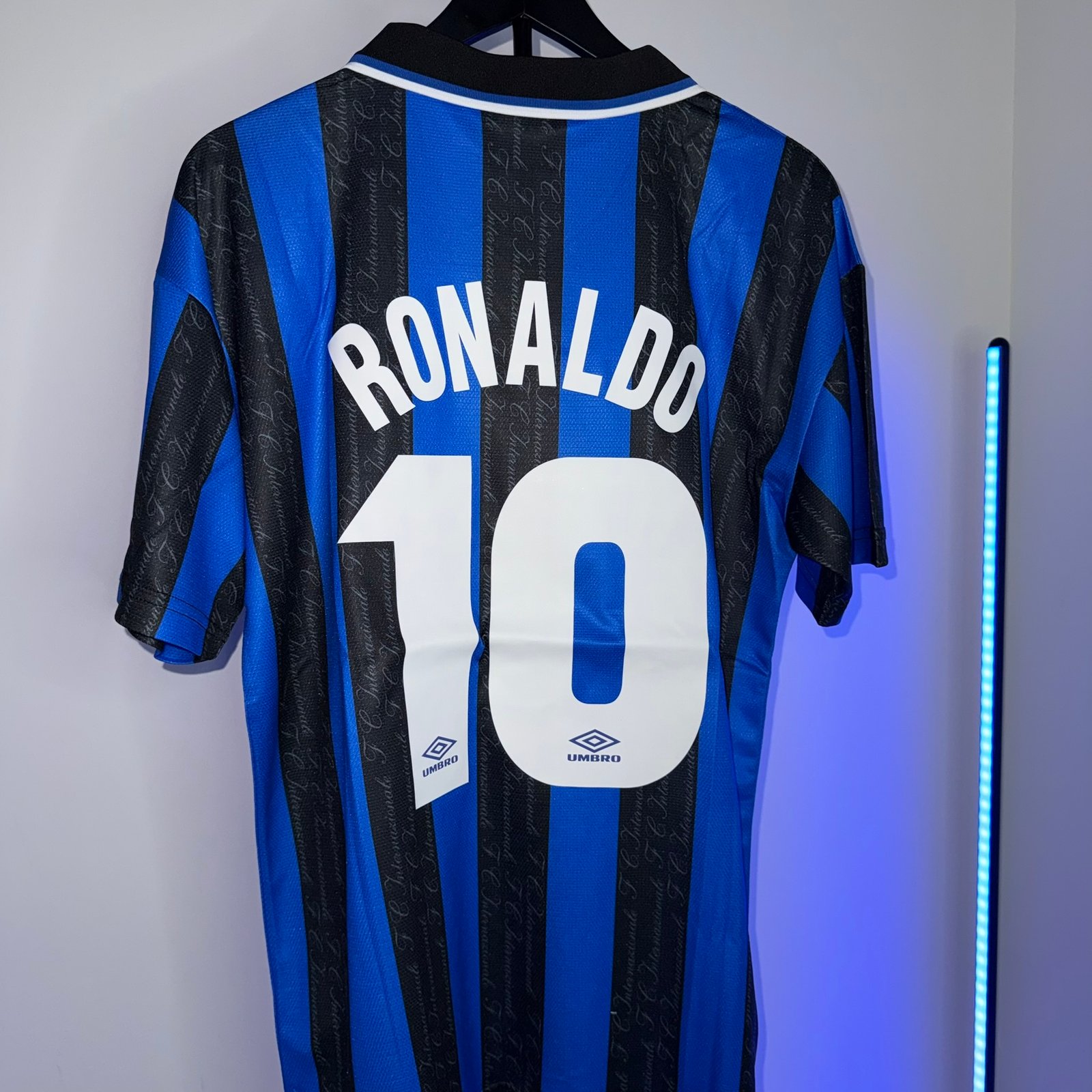 🟡 Inter Milán 1997/98 Local - Camiseta Retro - Image 4