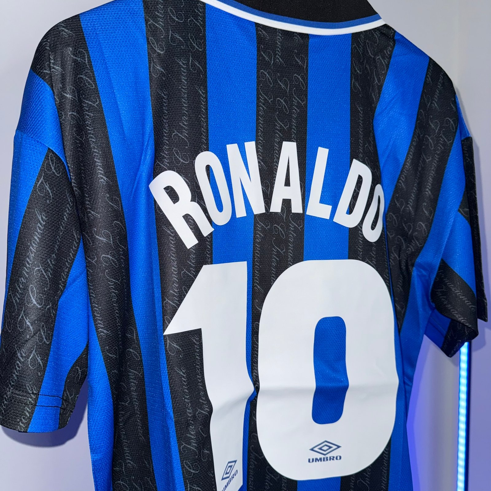 🟡 Inter Milán 1997/98 Local - Camiseta Retro - Image 8
