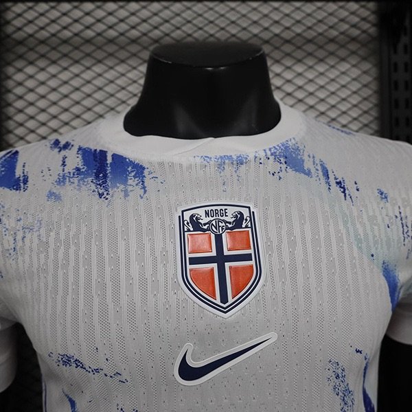 🟡 Noruega 2024 Visitante - Versión Jugador - Image 4