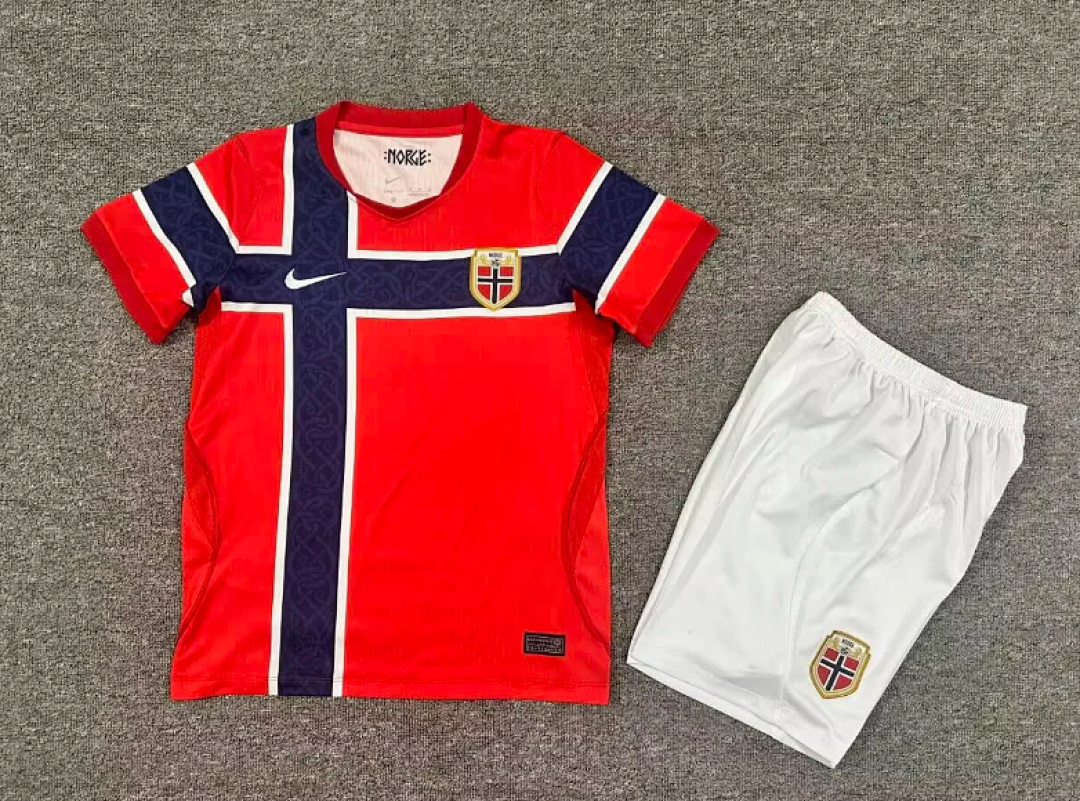 🟡 Noruega 2026 Local - Conjunto Infantil